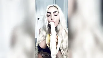 OnlyFans Emily_Rinaudo trans girl tames her girlfriend