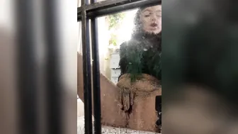 OnlyFans Emily_Rinaudo mature babe gets a huge ass