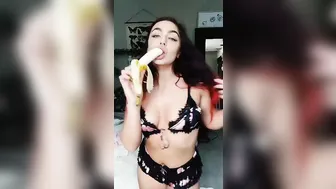 OnlyFans Emily_Rinaudo toys in all holes
