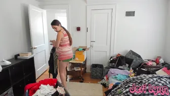 jerilynn naughty chick gets nude and jerks off