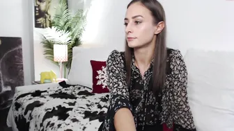 holihurricane fucks herself in the pussy with a toy