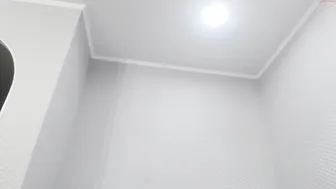 honey_pinkgreen beauty in stockings fucks with phallus