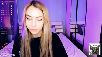 tonsykaprina experienced slut caresses shaved cunt