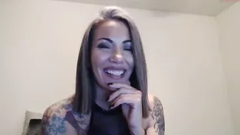 mizxtrix naughty bitches gently masturbate shaved pussies