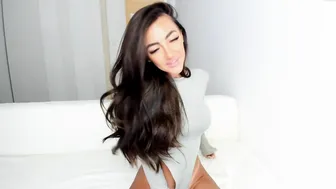 iamjoyxs young nipple caresses breasts