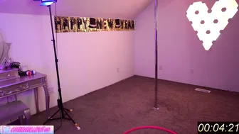 chroniclove cute  cam girl  pulls pussy