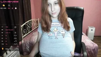 alexa_dream luxurious slut masturbates shaved pussy