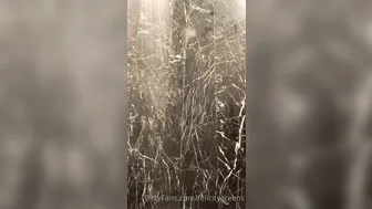 felicitygreens big tit babe pulls clit