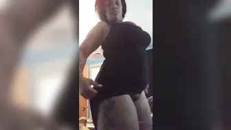 winterlashelldior beautiful bitch jerks off with an unusual device