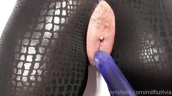 milfszilvia onlyfans naughty bitch fucks pussy