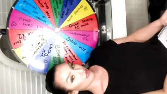 taramay69 hot brunette girl passionately jerks off her cunt