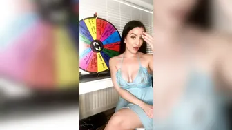 taramay69 Appetizing young lady