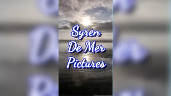 syrendemerxxx attractive blonde fucking herself with fingers