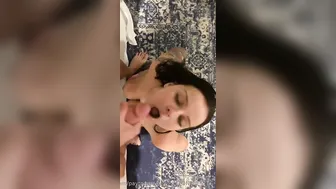 paytonpreslee onlyfans sponge courtesan in the office spoils himself with pleasures