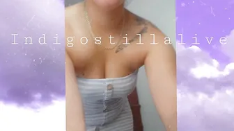 indigostillalive blonde slut caresses sex lips