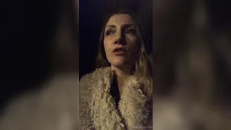 fetishnikki petite babe gently masturbates cunt