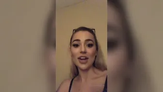 blakeblossomxxx Busty prostitute