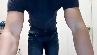 18andwilling Luxurious prostitute fucks herself in the ass
