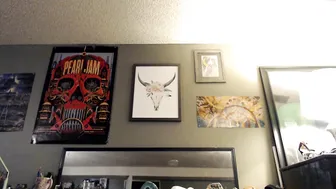 milly17 Juicy babe jerking her pussy with phallus