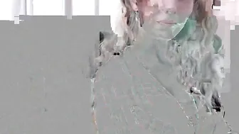 harli_lotts Bitch in stockings squeezes vagina