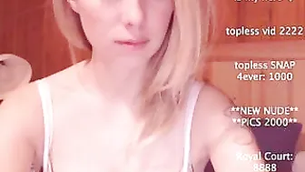 prncessbubgum Black haired slut fucks pussy