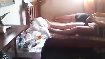 elamor12345 shows her pussy on the chair