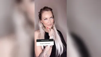 Milana aka milanasw onlyfans juicy sluts play with sex toy