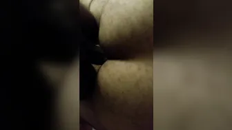 Lana Dallas onlyfans seductive pussy shoves balls in the anus