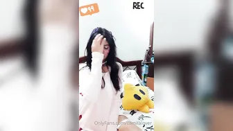camilalover teen slut fingers her crevices