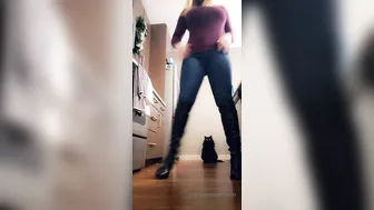 asiri Stunning kurva