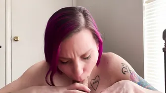 WildFresa charming babe poses nude in front of the webcam