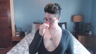 Silverthorne redhead beauty