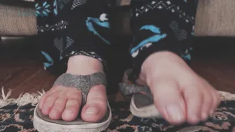 Silverthorne busty slut fucks her cunt with a sex toy