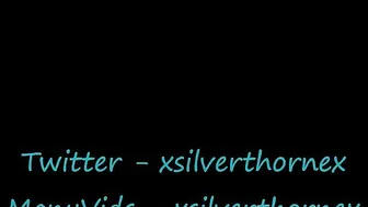 Silverthorne luxurious chick caresses lips sex