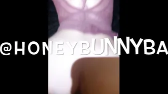 HoneyBunnyBA loud female squeals from a great handjob