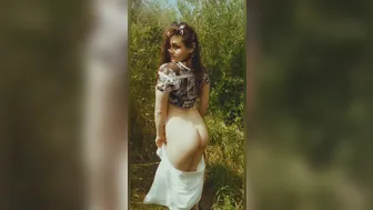 EmberLayne adult mare jerks both holes with fingers