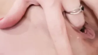 tiffanyleiddi onlyfans painted bitch gently pulls pussy