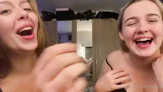 jasminheaney onlyfans fucks herself in red dildo