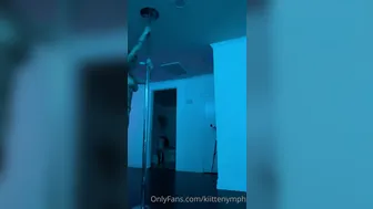 Kiittenymph onlyfans golden rain