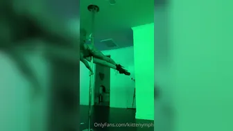 Kiittenymph onlyfans golden rain