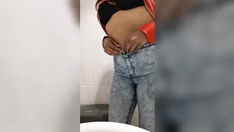 hornynwet wonderful bitch jerking on webcam