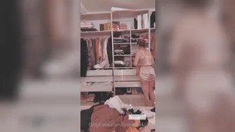 Kate Kuray onlyfans little dark girl