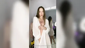 Kate Kuray onlyfans hot pussy pushes vagina