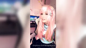 Belle Delphine onlyfans sexy lady jerks off pussy with vibrator