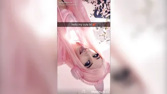 Belle Delphine onlyfans naked babe demonstrates chocolate body