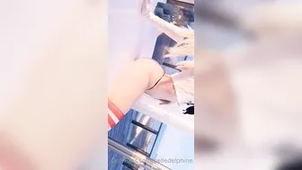 Belle Delphine onlyfans juicy babe fucks her shaved pussy