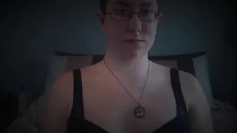 Silverthorne blonde girl fucks with sex toy