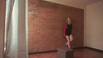 xxxCaligulaxxx young bitch caresses shaved holes