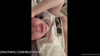 Riley Nixon onlyfans Skinny babe