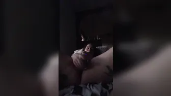 Olivia_Vee Flirty slut